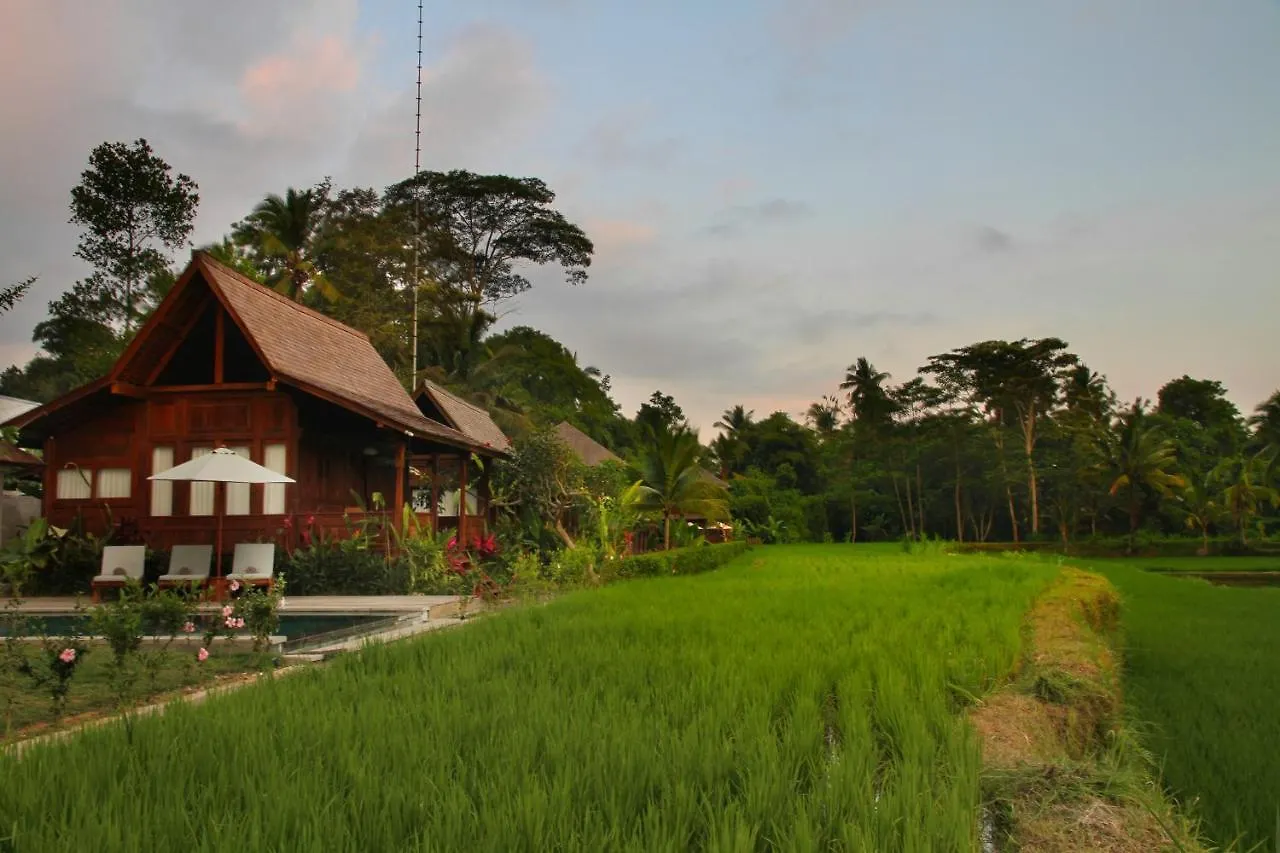 Benisari Batik Garden Cottage Ubud  Lodge