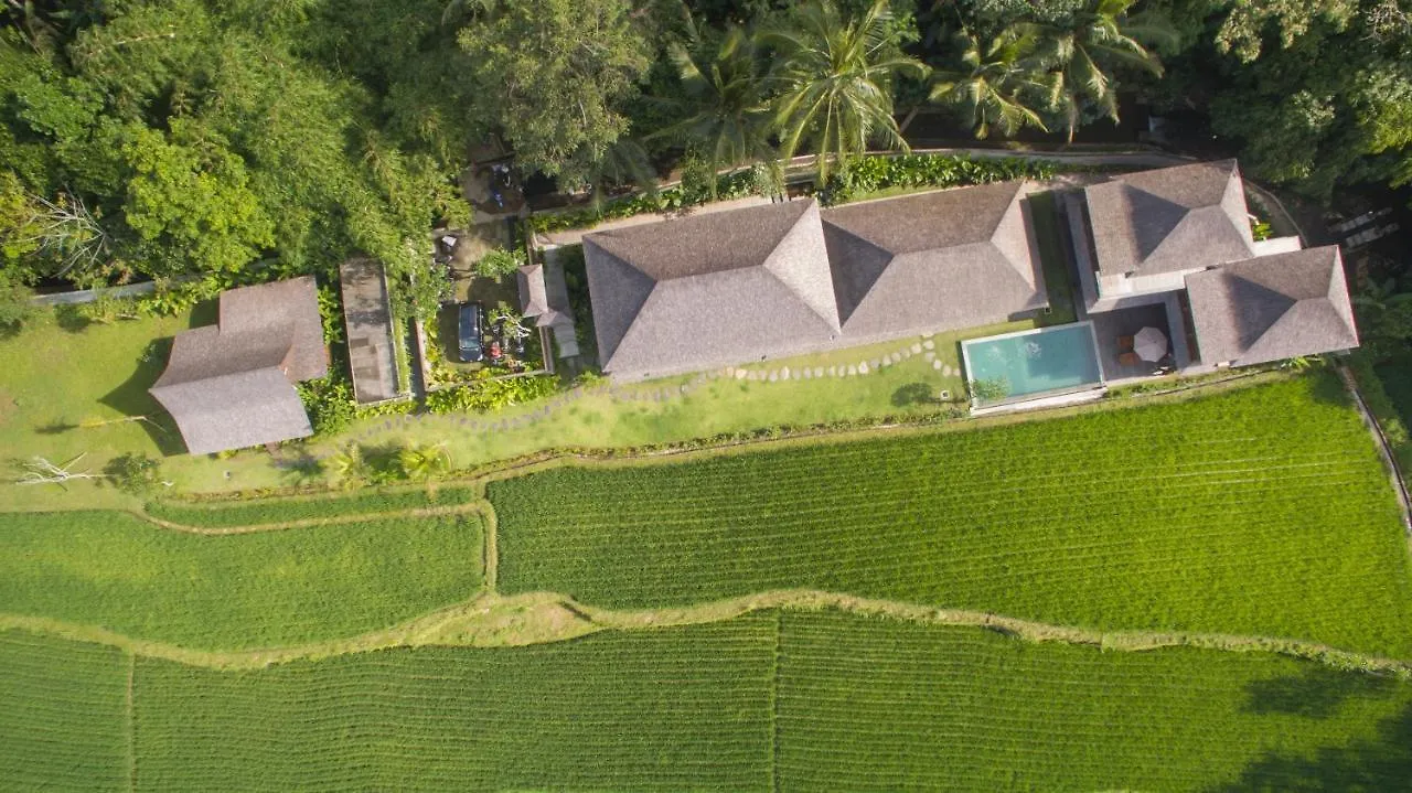 Benisari Batik Garden Cottage Ubud  Lodge